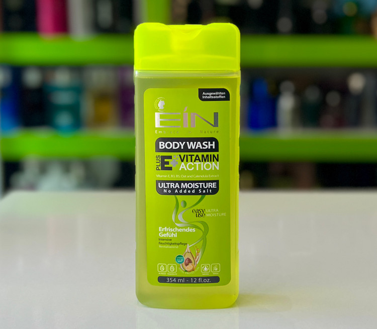 شامپو بدن ویتامینه ای آی ان زنانه مدل ULTRA MOISTURE